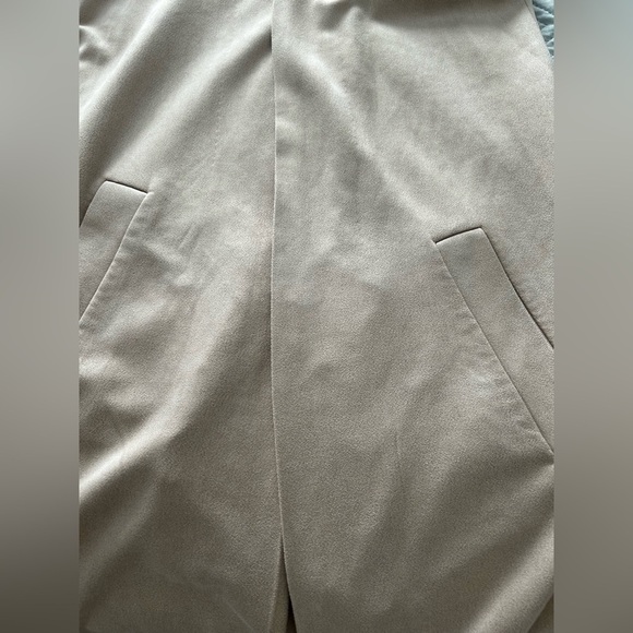 ZARA Basic Long Beige Vest – Chic Modern Layering Piece (Size S) - Picture 6 of 9